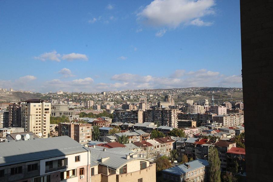 Rent Inn Yerevan On Arami Street Exterior foto